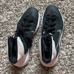 nike basketball shoes